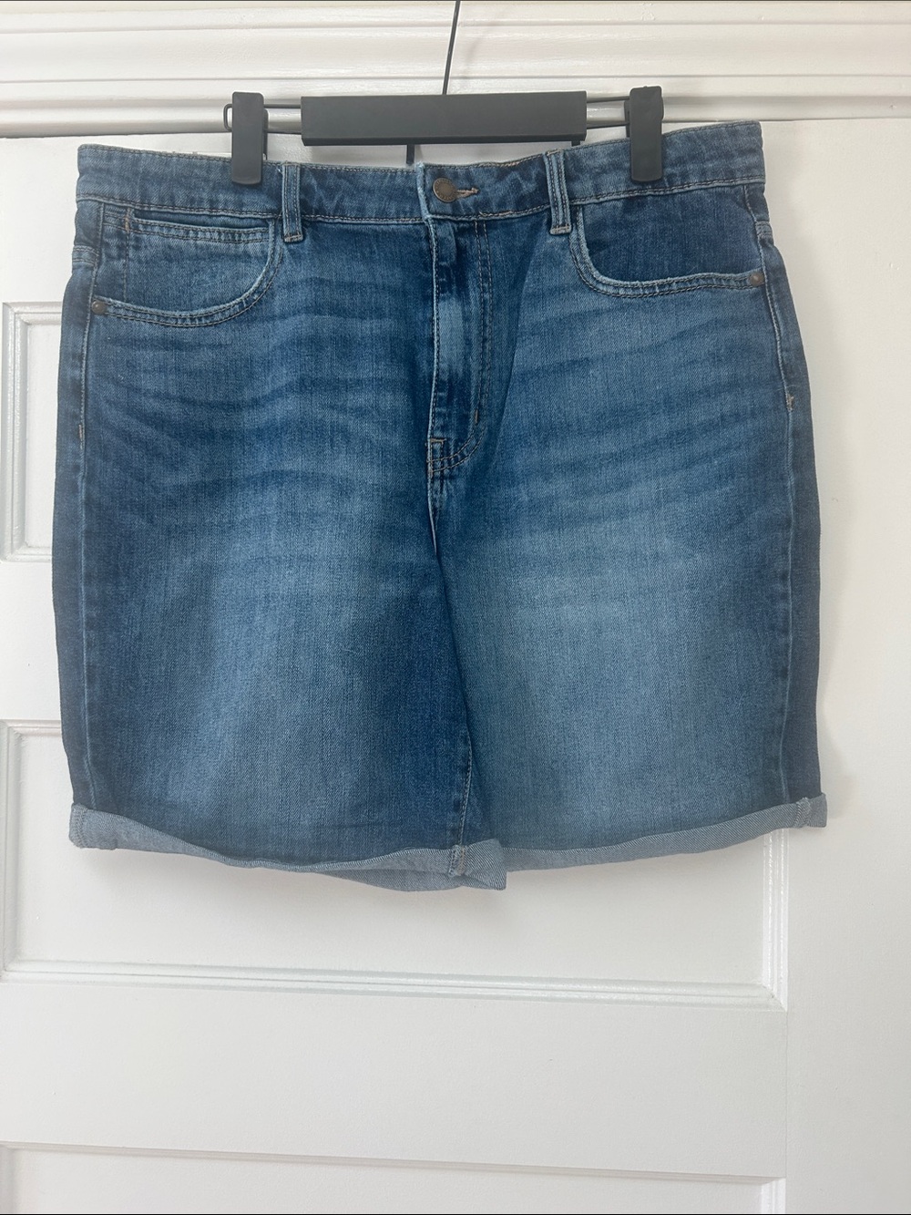 Women’s Blue Denim Shorts-Size 12 NWTO